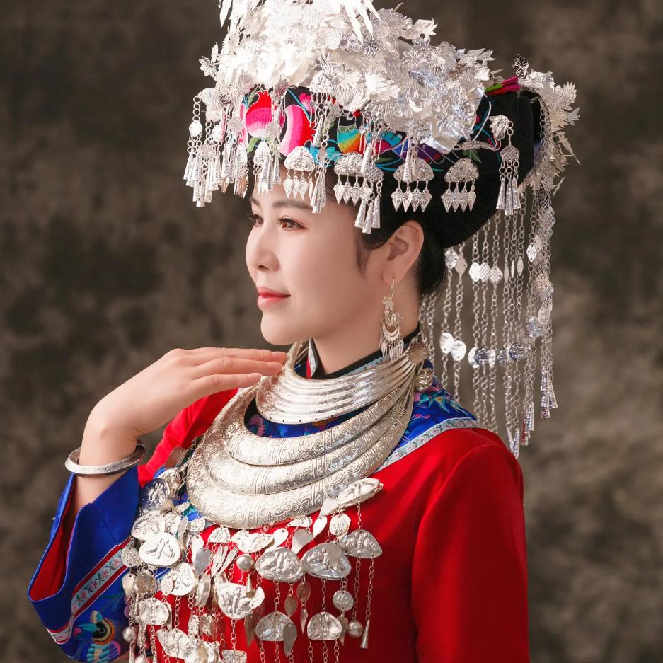 湘西压寨夫人（苗乡山居）
