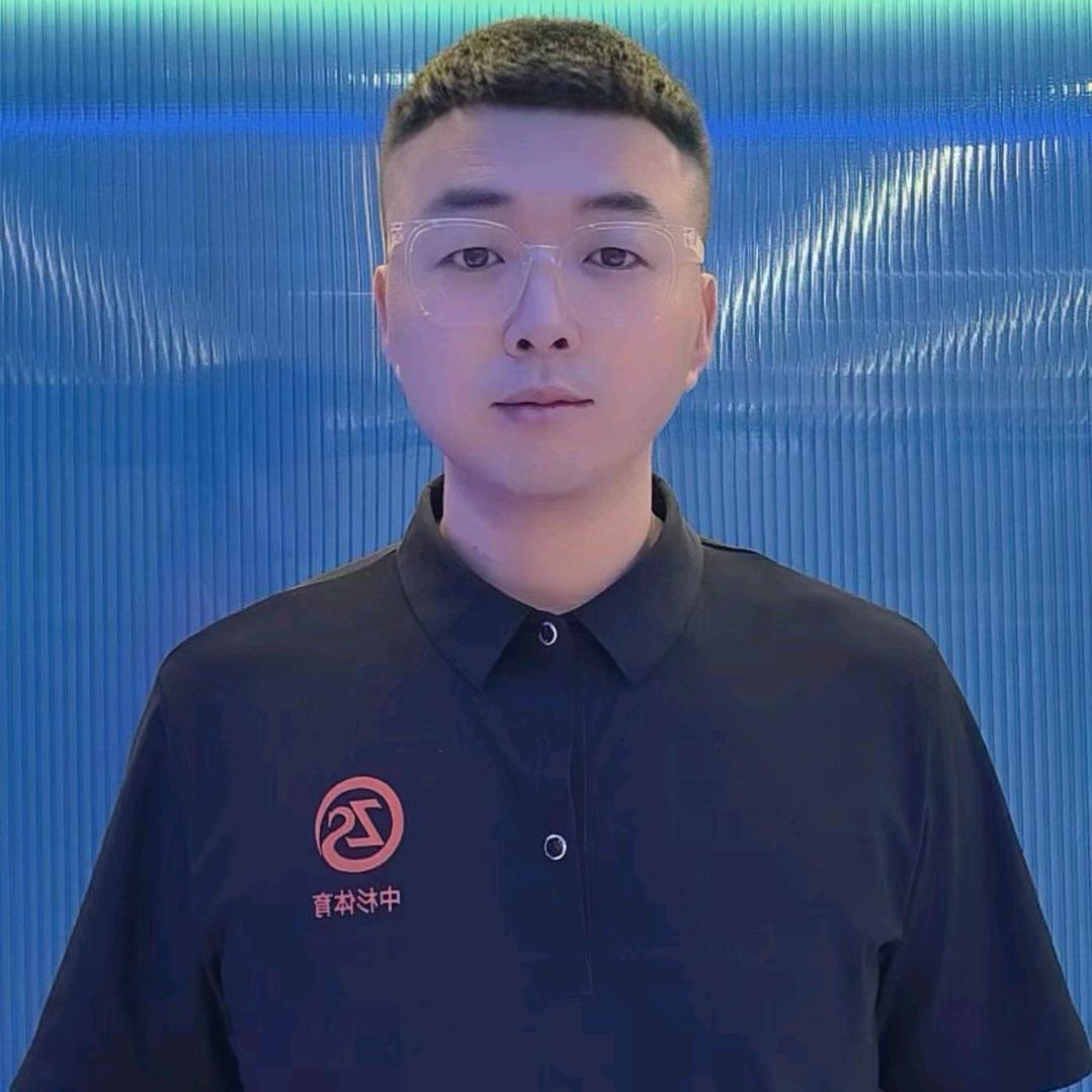 游泳石教练