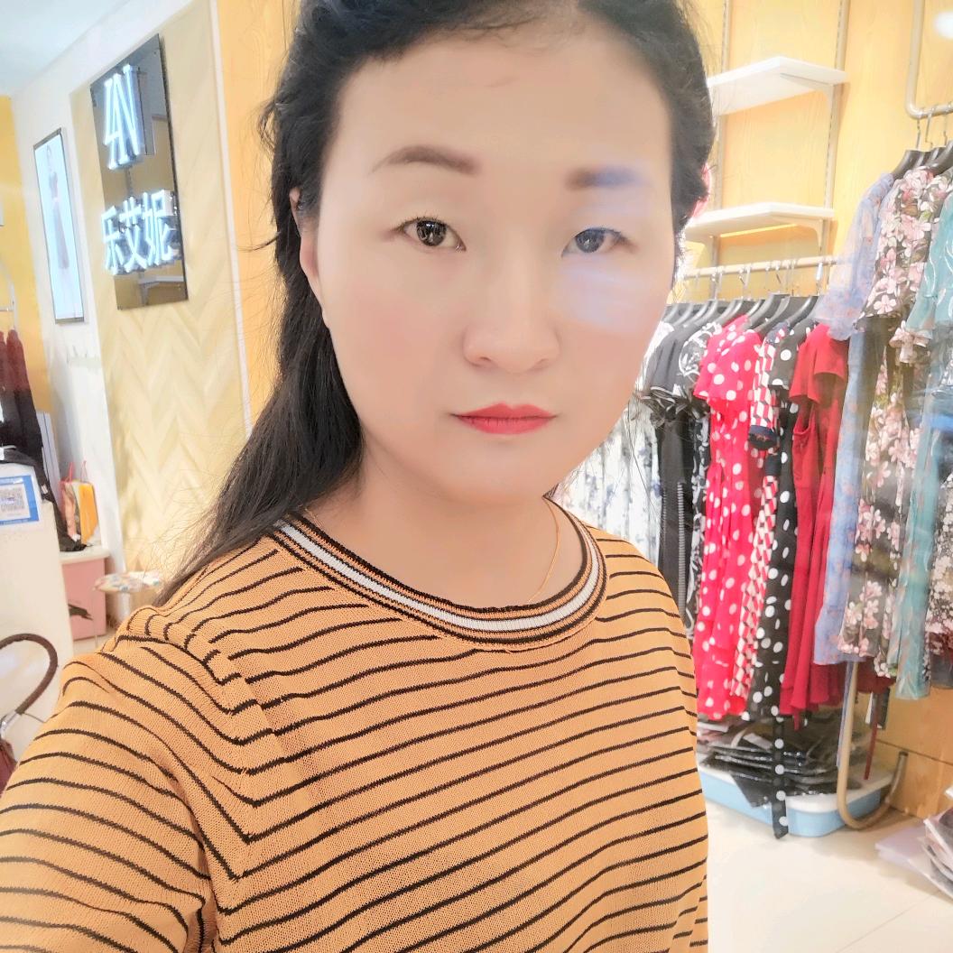 杰丽