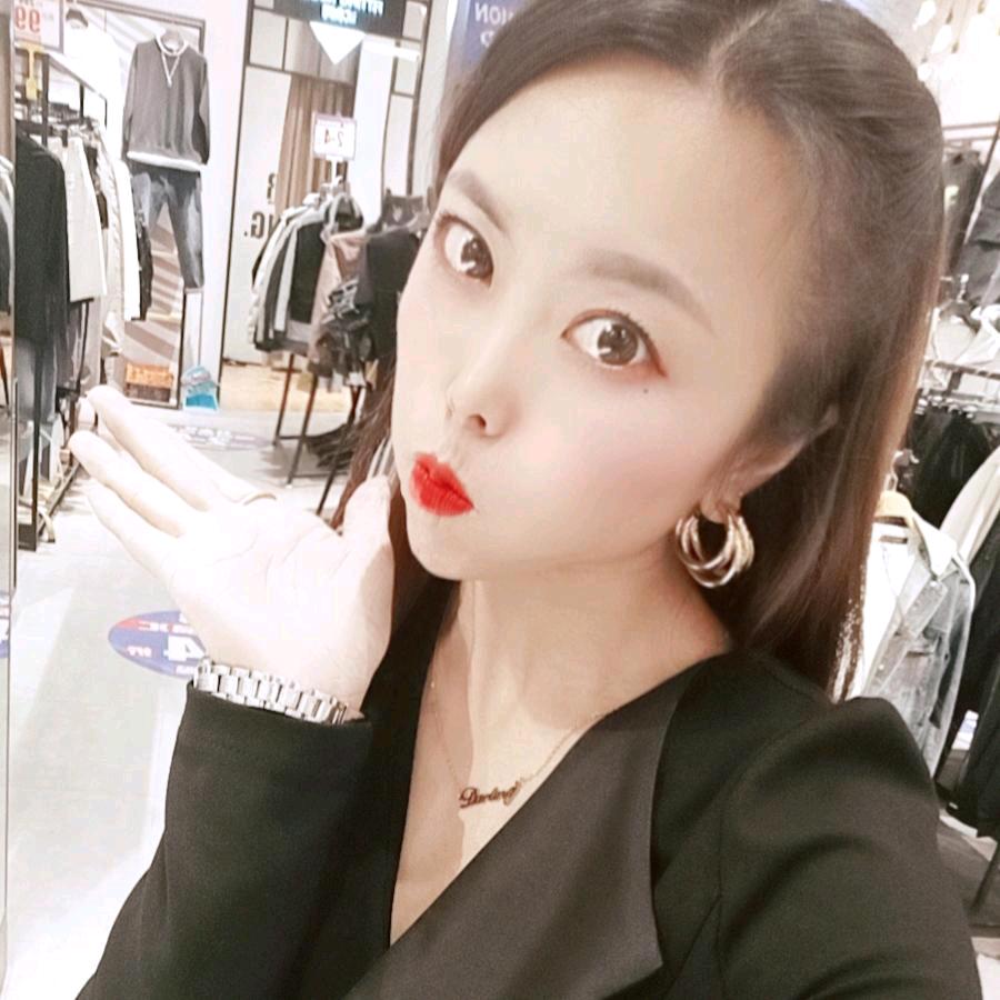 🌻დ᭄小꧔ꦿ慧℘吖⸙🌻