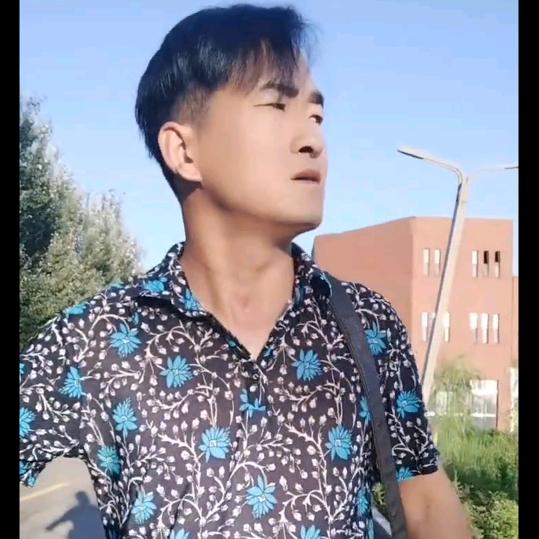 单眼皮平哥🏃🏃