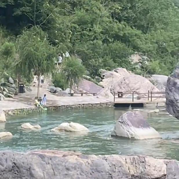 安哥爱生活爱钓鱼