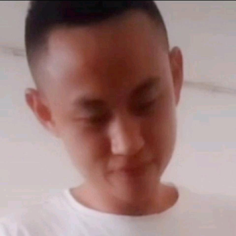 小哥