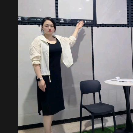 岳口创锐瓷砖店~丹姐