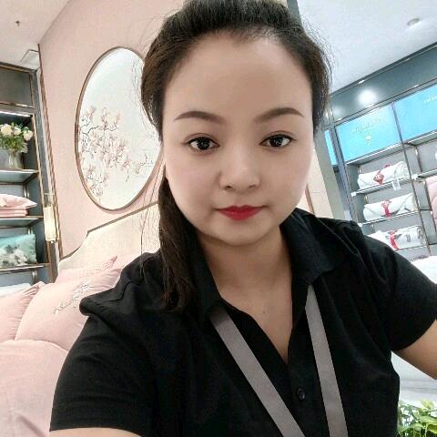 卖家纺的小姐姐