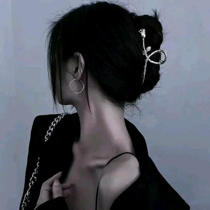 🥀⃟美女那有᭄阿姨 好ꦻ