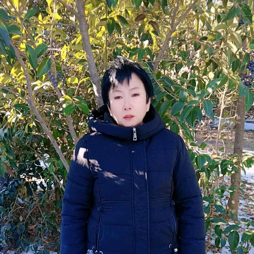 敬姐晚上八点半开播