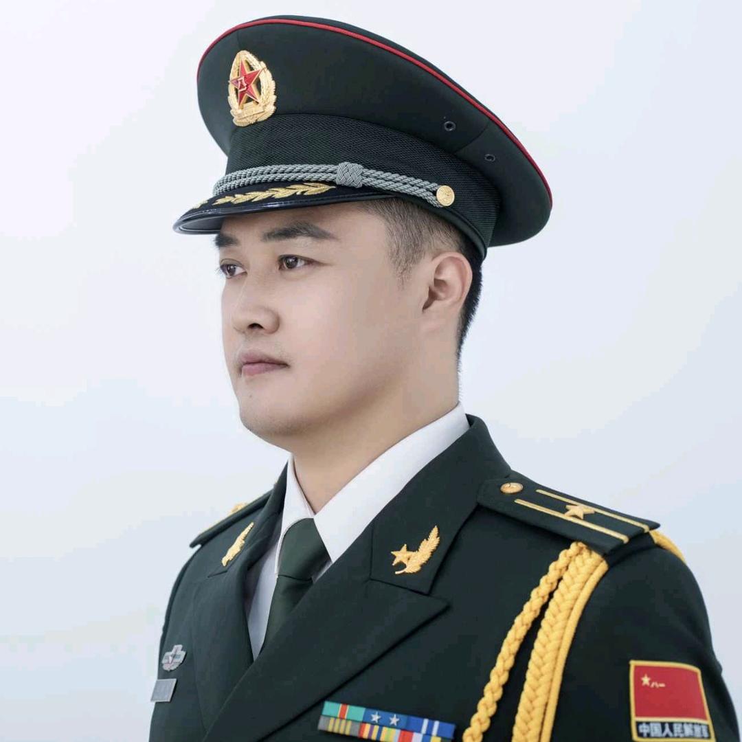 绿领小伙