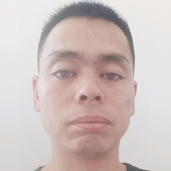 何志明