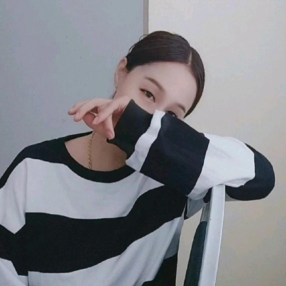 Gu 顾一一