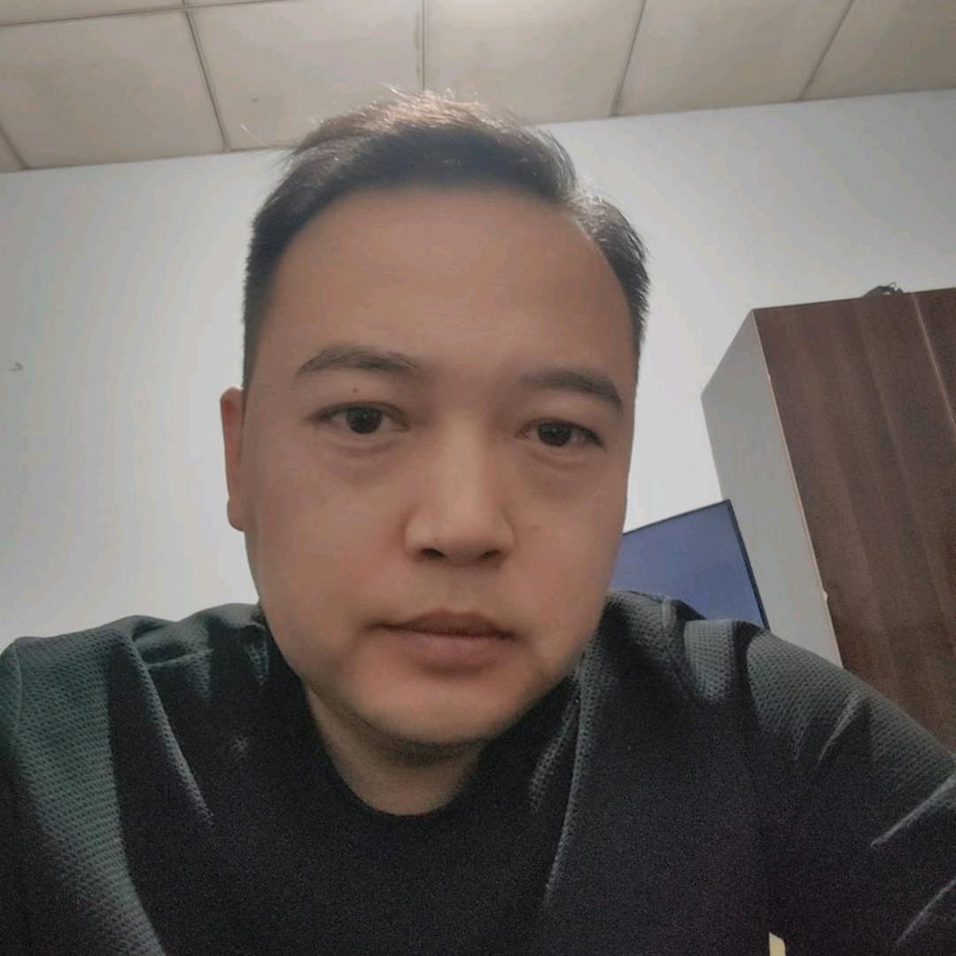 指尖徘徊烟草味