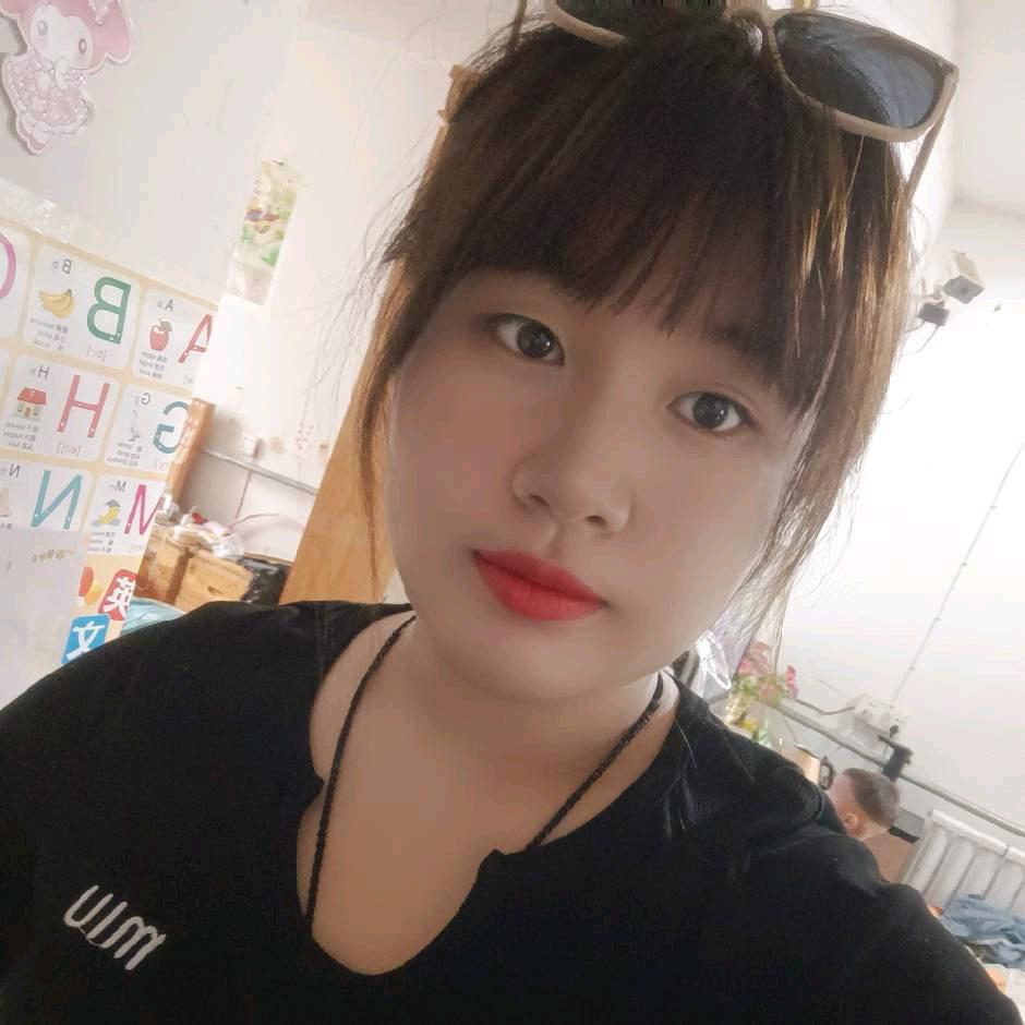 😘 筱信信吖😜