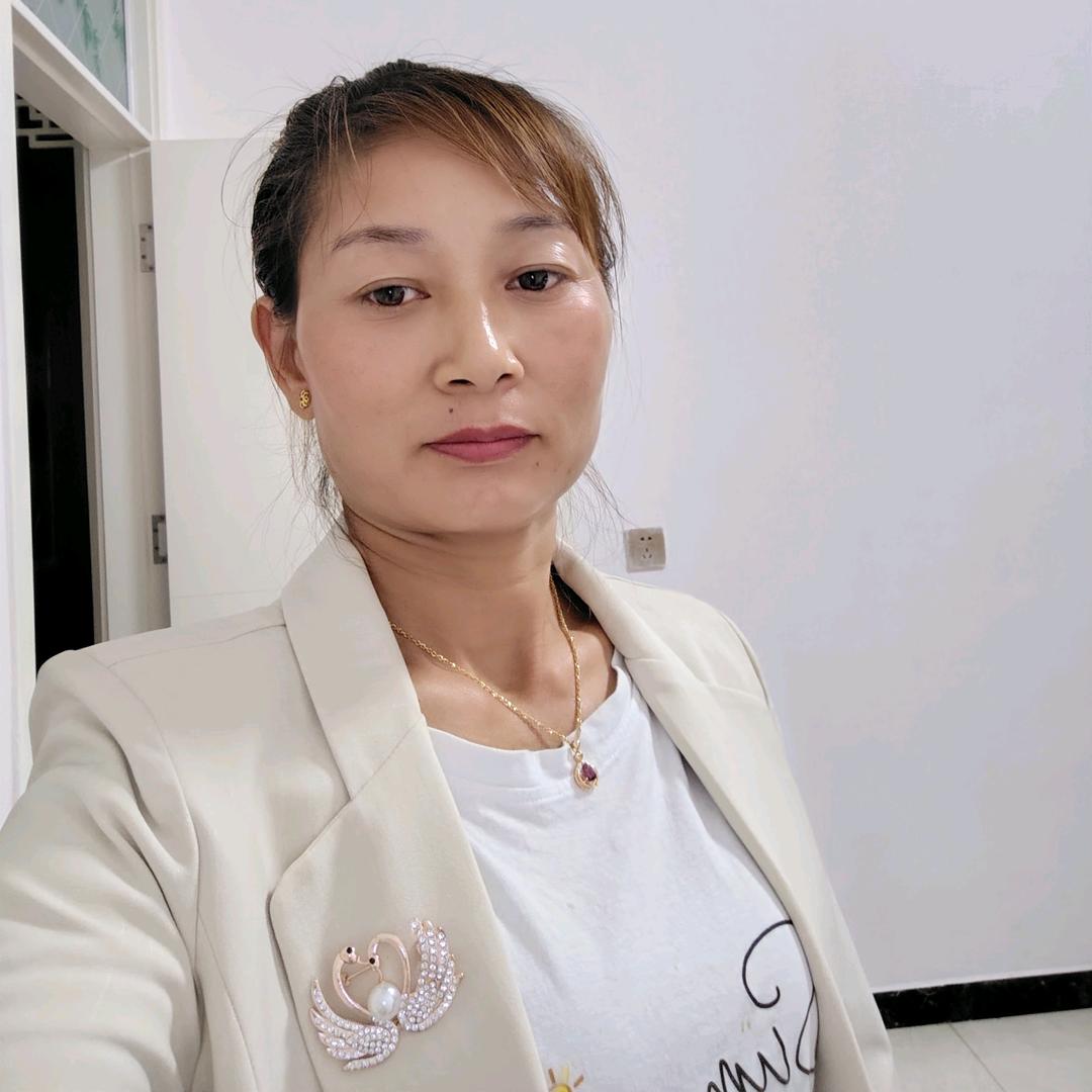 月光下的云姐