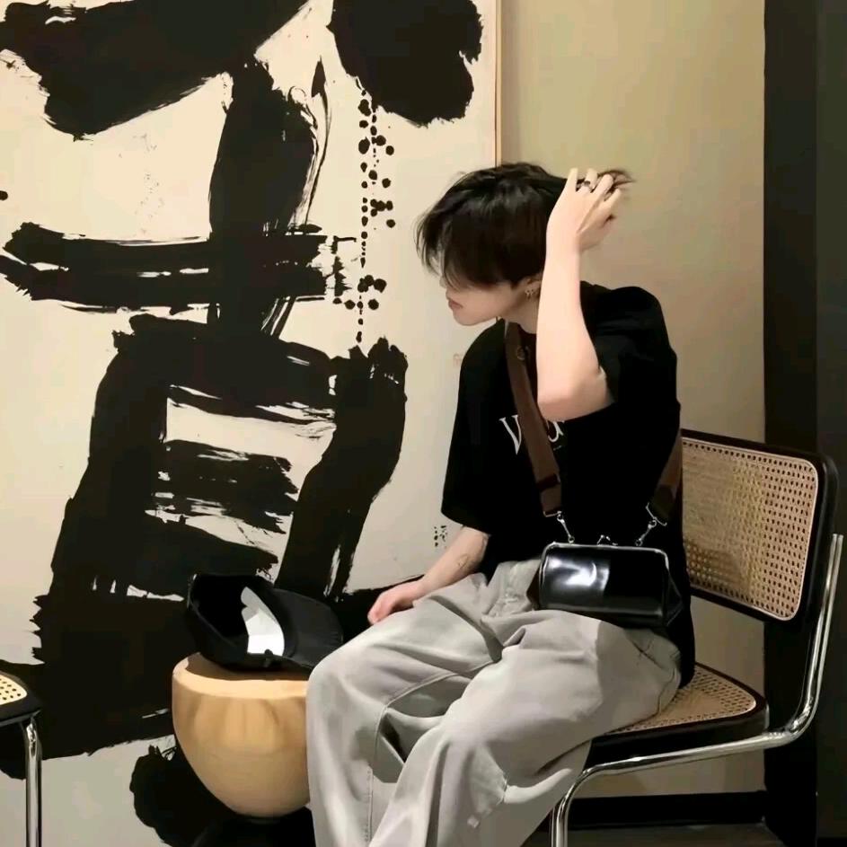 小陈同学(*^ω^*)