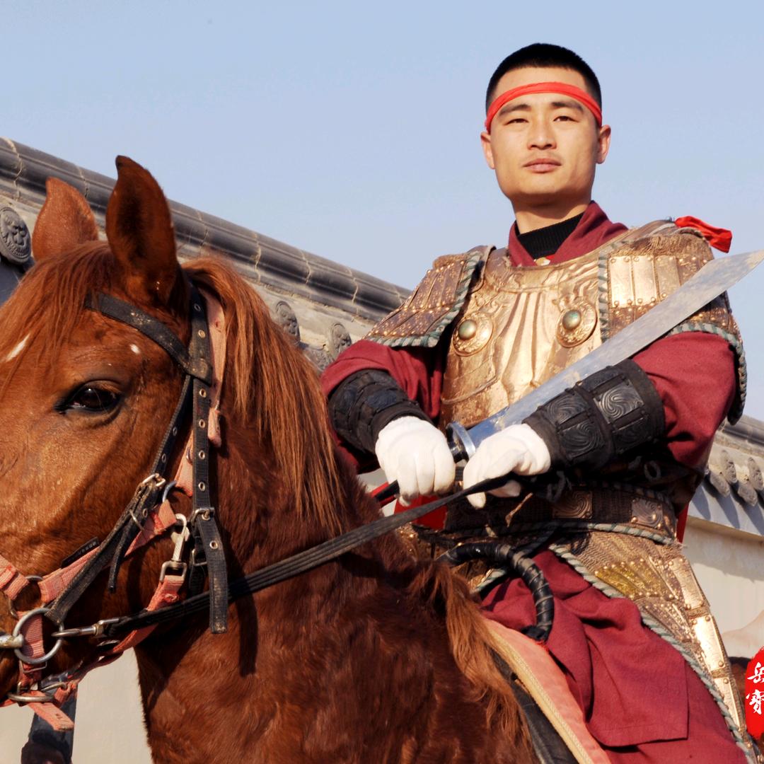 关公演绎马术表演