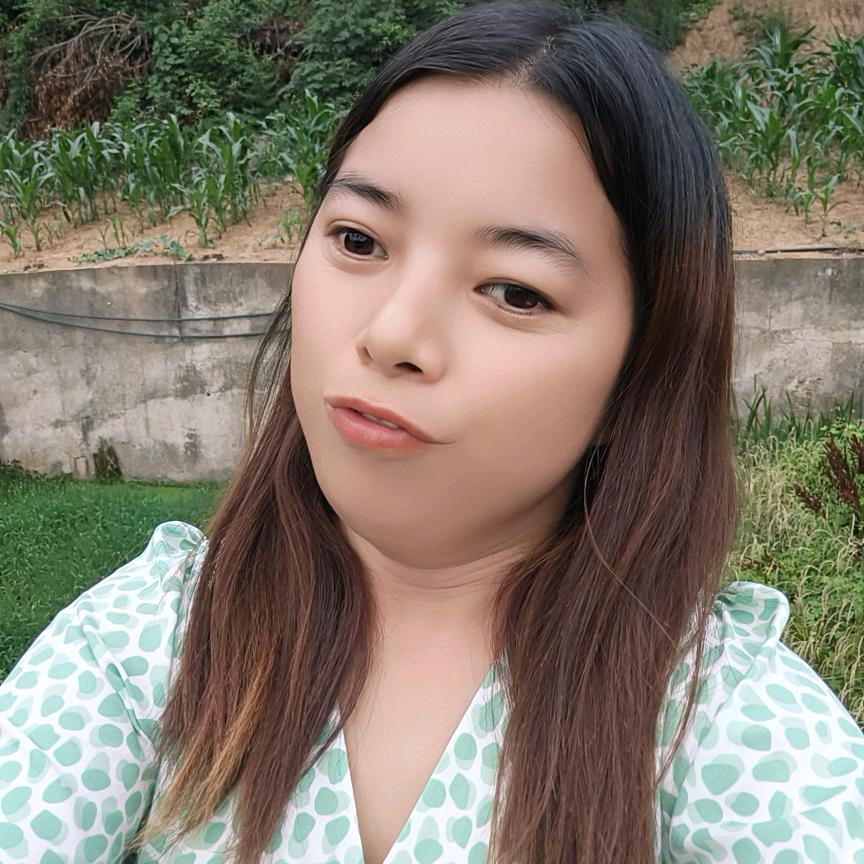 白龙妹子李欣语风里雨里我在等你