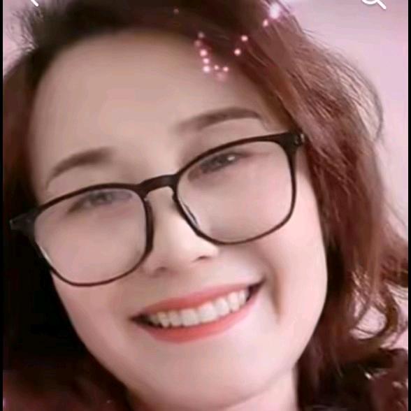 佛佑清莲