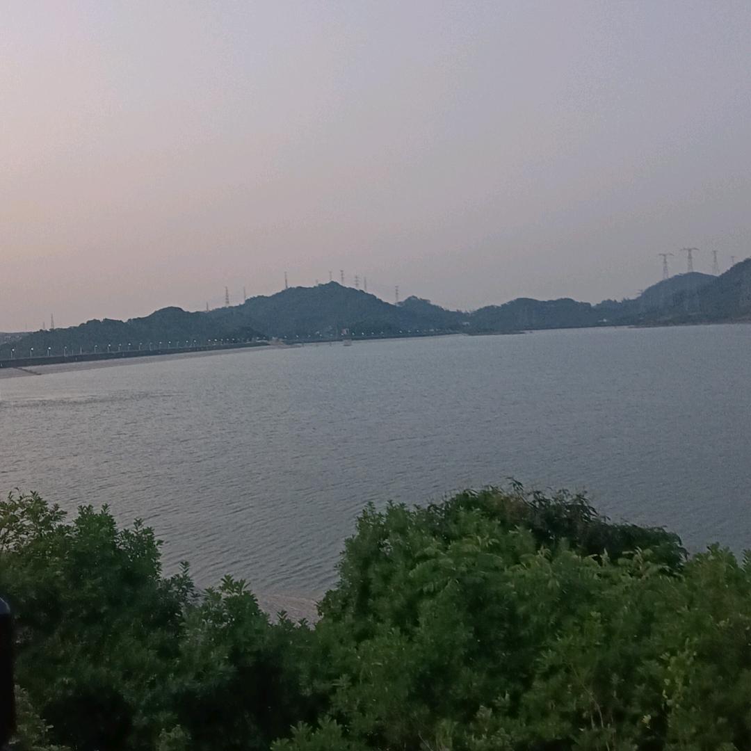 老廖时刻记录经营部