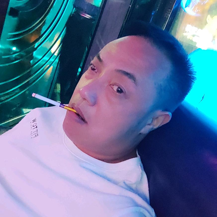 贵州柴门鸿酒业