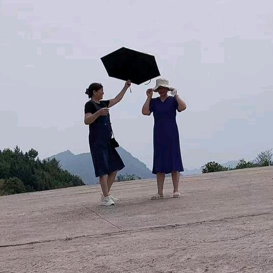 蒙蒙