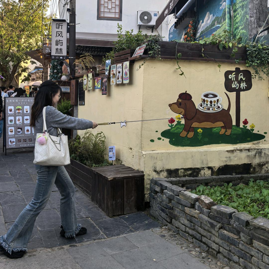 别搞笑了行吗？