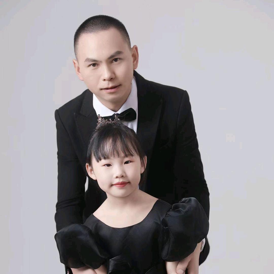 旧巷里的少年郎