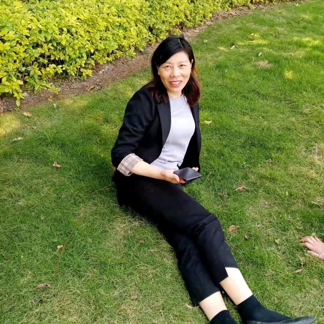 @枫叶飘飘（曾红兰）