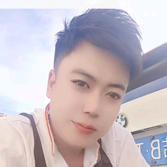 大叔✨很哇塞