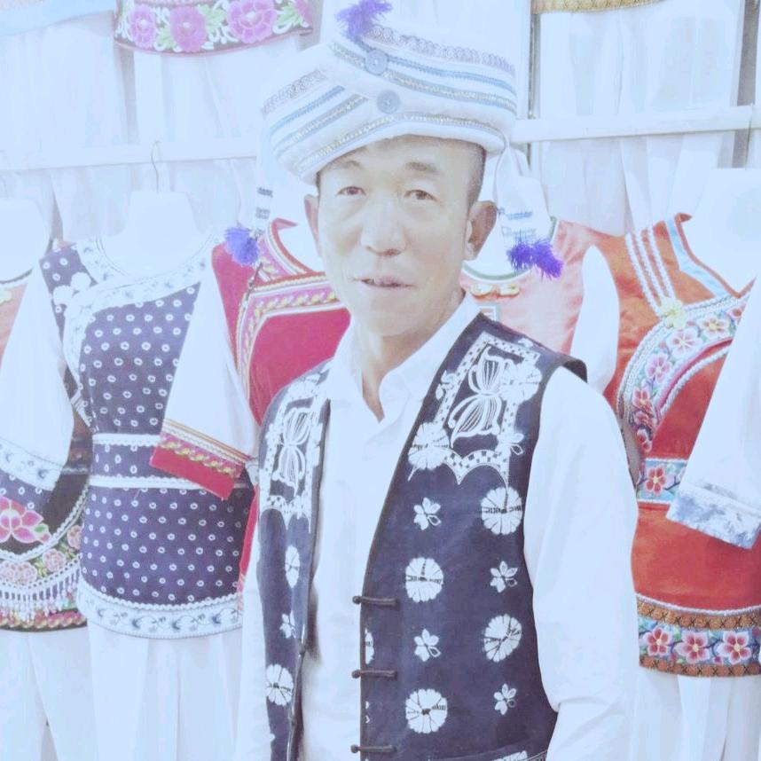 @农户产品交易合作伙伴小李向前冲不忘初心