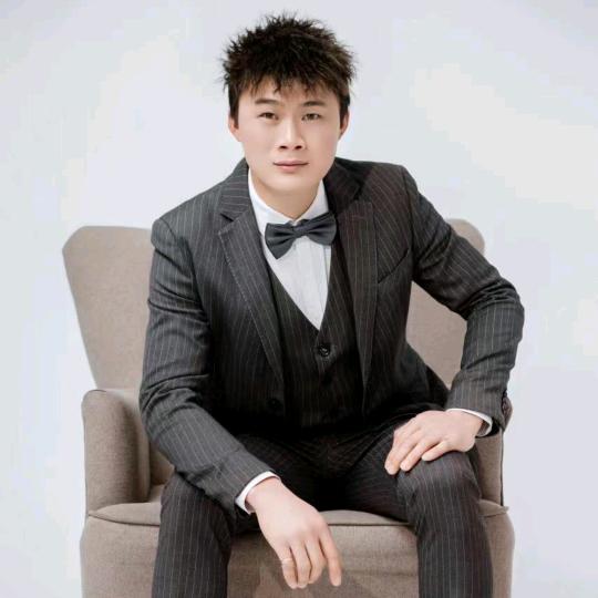 小李 飞哥 19336640994