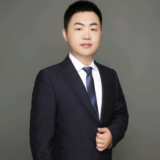 朱律爱唠嗑