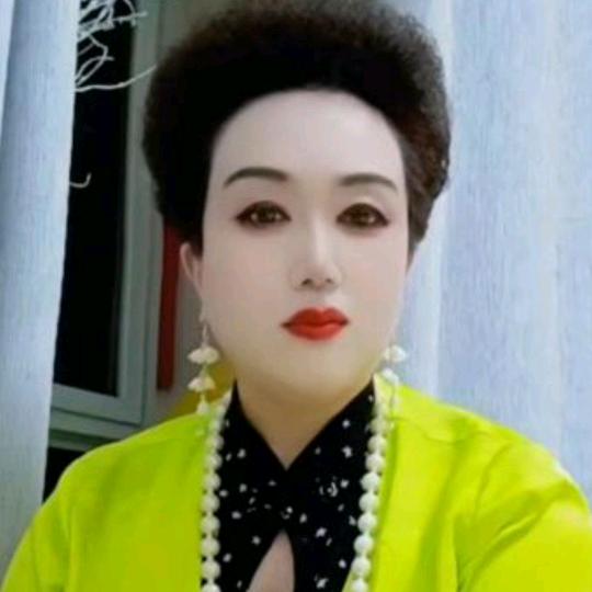 小红