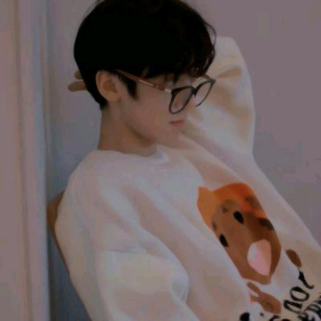 超幸运的小哥哥