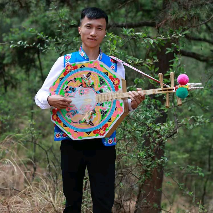 🌹亮歌🍐🎼（彝族左脚舞车载神曲）