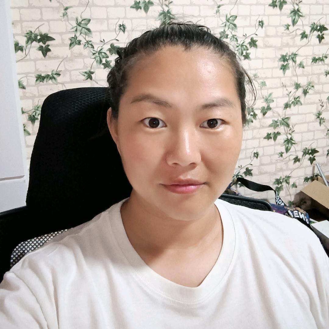 珊珊和小宝（求关注）