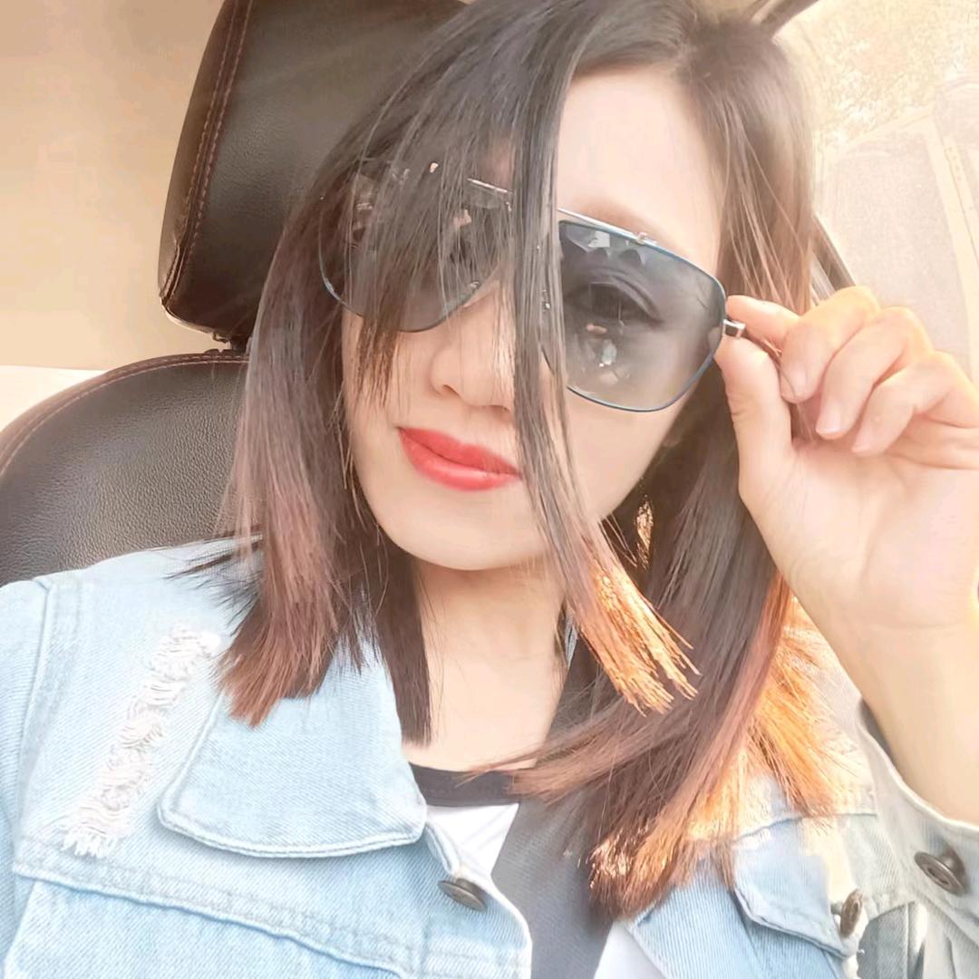 小萌 萌 丫'(๑˙ー˙๑)