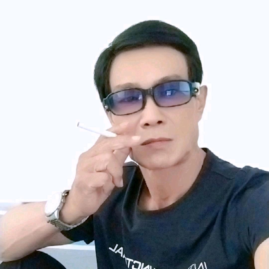 难忘过去，飞哥