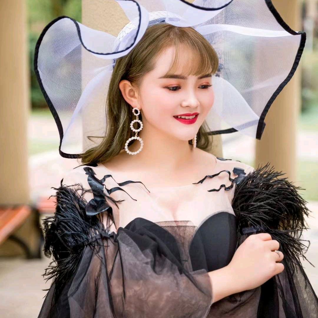 听说糖是甜的