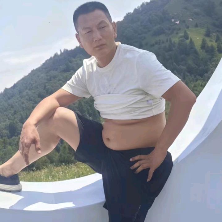 🤼‍♂️鹏飞
