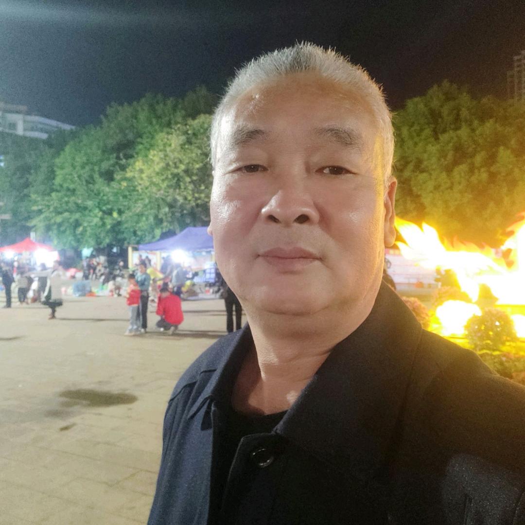 周大洲