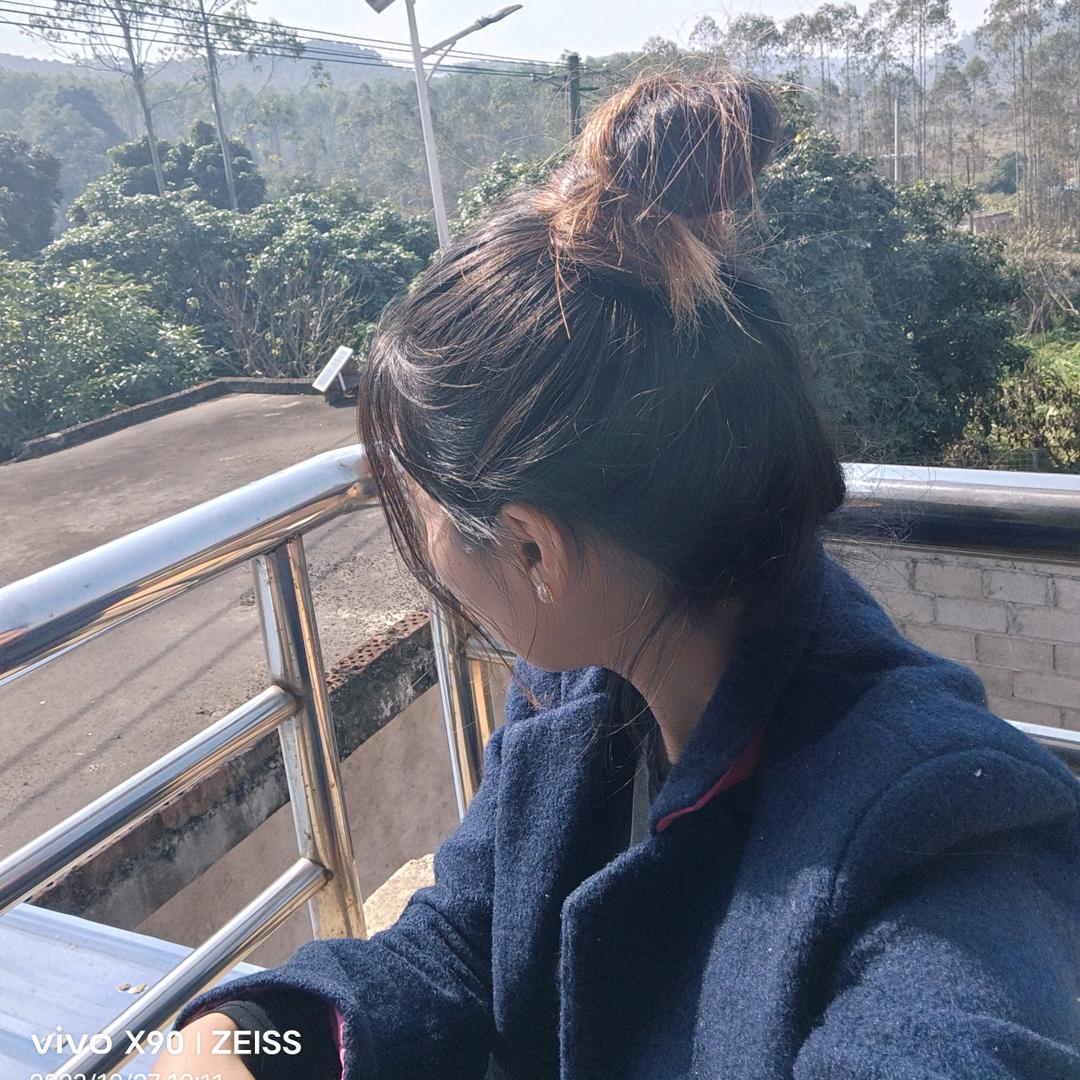 不吃辣的瑶妹