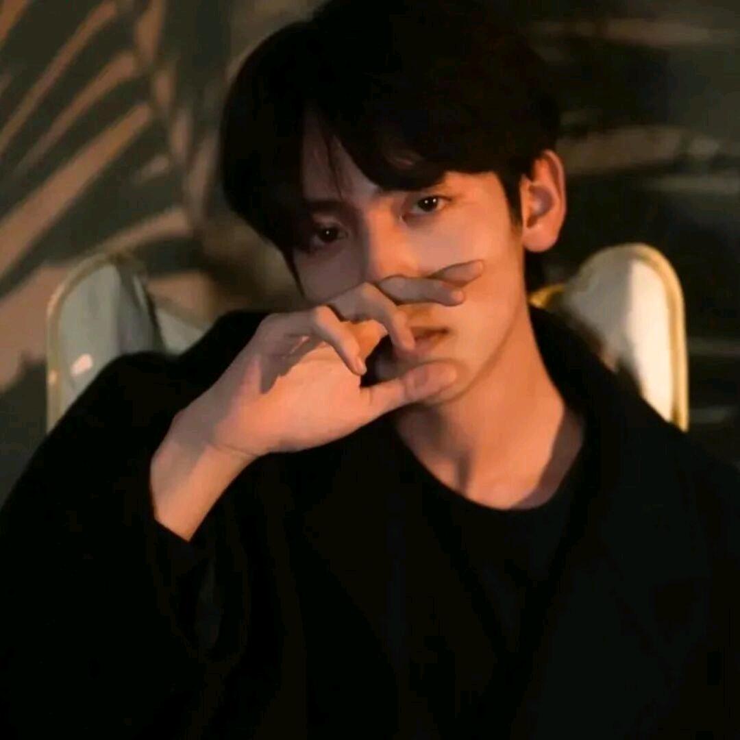 小Y