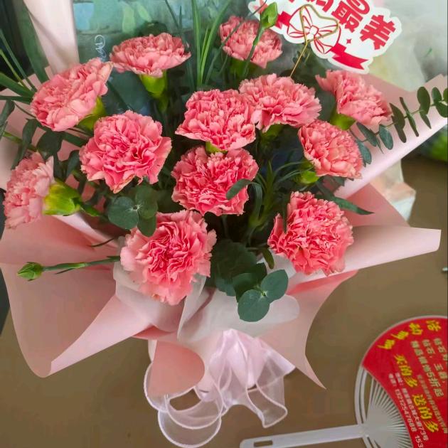 崔崔