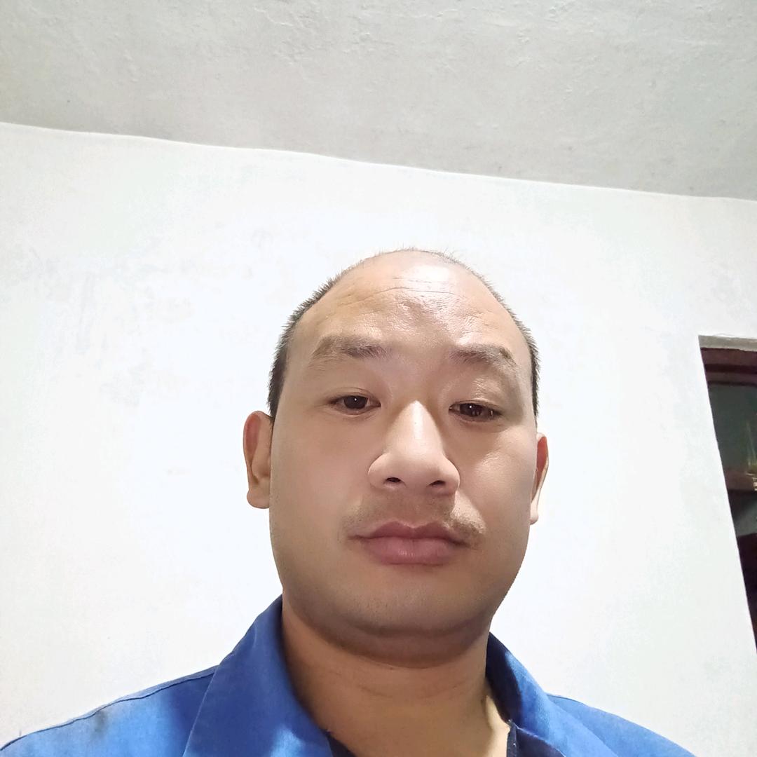 李胖