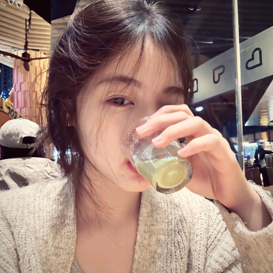 @小小