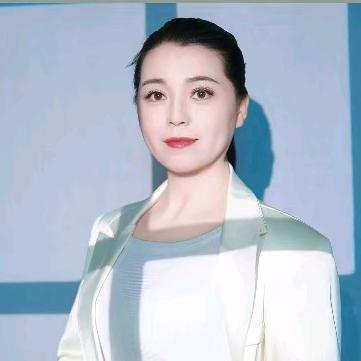 茶花事西餐厅店长晴栀🌺