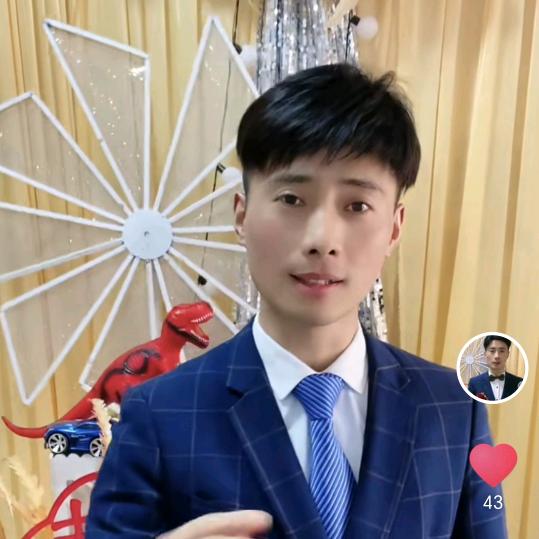 平舆囍迎门婚庆 孔伟