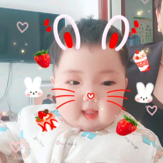 嘻嘻的超人妈咪