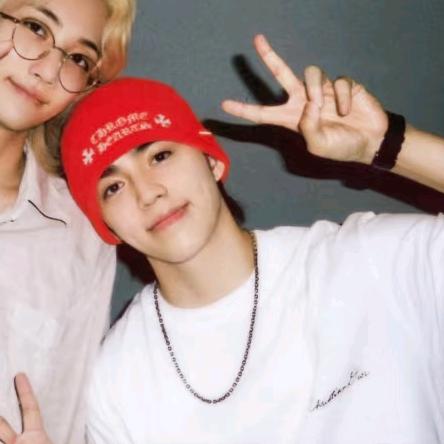 崔氏草莓馅血浆蛋糕🍓（想破1w粉）