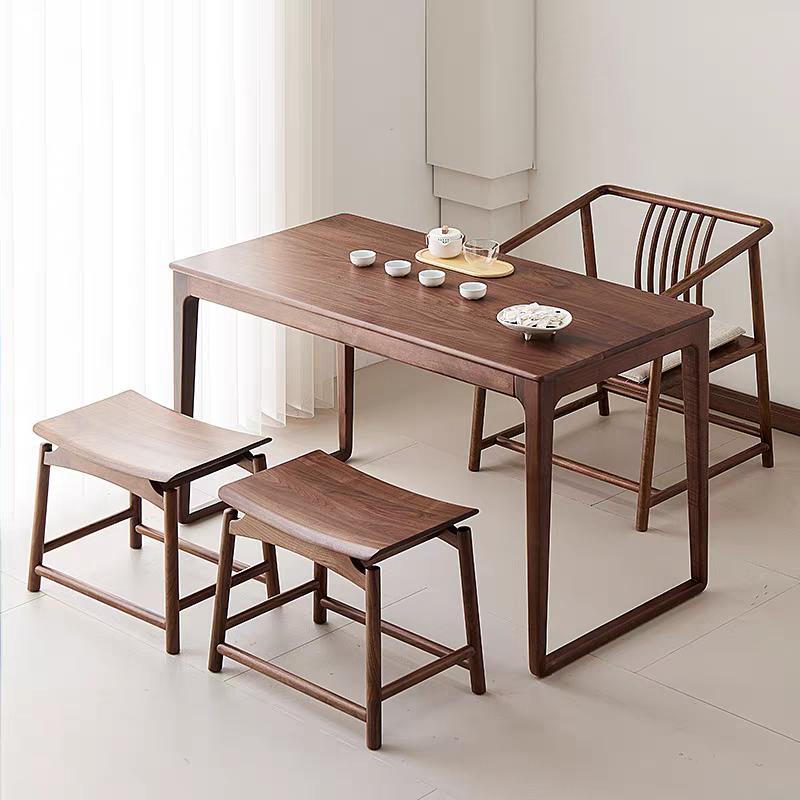 居图独写北美黑胡桃